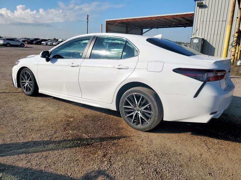 4T1G11AK2RU902670 - 2024 TOYOTA CAMRY SE NIGHT SHADE WHITE photo 2