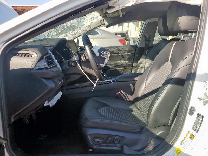 4T1G11AK2RU902670 - 2024 TOYOTA CAMRY SE NIGHT SHADE WHITE photo 7