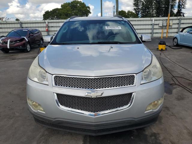1GNKRGED3CJ266783 - 2012 CHEVROLET TRAVERSE LT SILVER photo 5