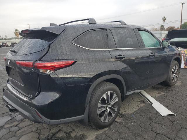 5TDHZRAH8NS132056 - 2022 TOYOTA HIGHLANDER XLE BLACK photo 3