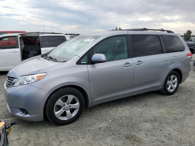 2012 TOYOTA SIENNA LE, 