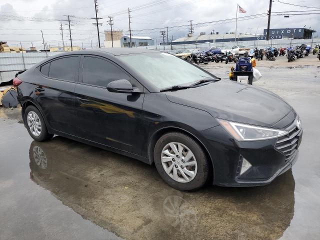 5NPD74LF8KH417568 - 2019 HYUNDAI ELANTRA SE BLACK photo 4