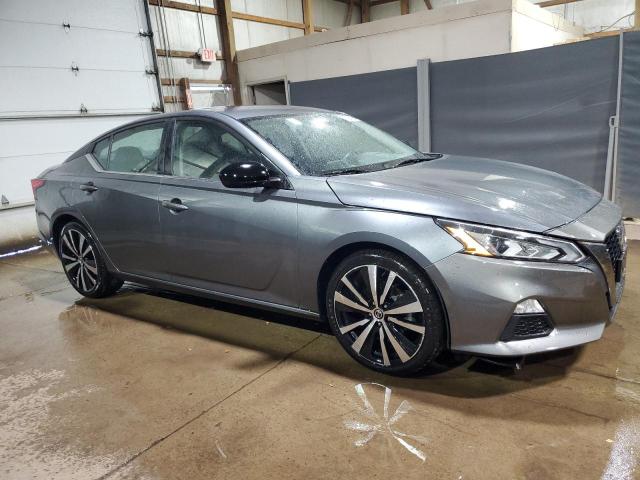 1N4BL4CV9NN403957 - 2022 NISSAN ALTIMA SR GRAY photo 4
