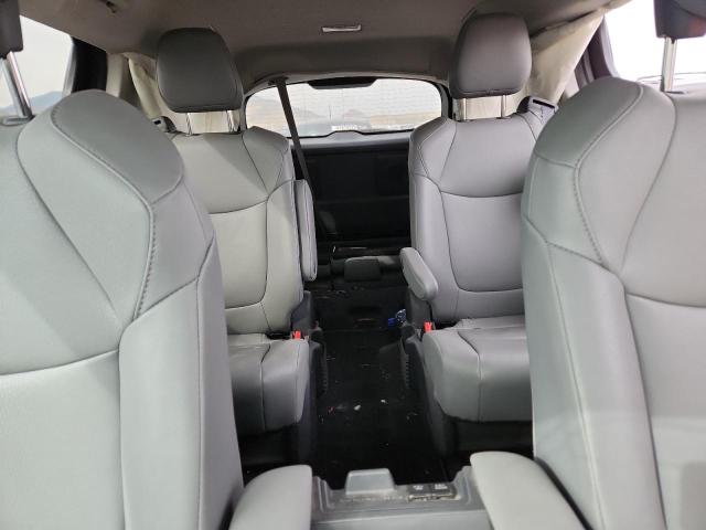 5TDYRKEC6PS148183 - 2023 TOYOTA SIENNA XLE 红色 照片 10