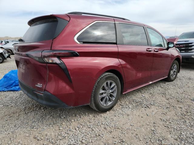 5TDYRKEC6PS148183 - 2023 TOYOTA SIENNA XLE 红色 照片 3
