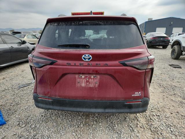 5TDYRKEC6PS148183 - 2023 TOYOTA SIENNA XLE 红色 照片 6