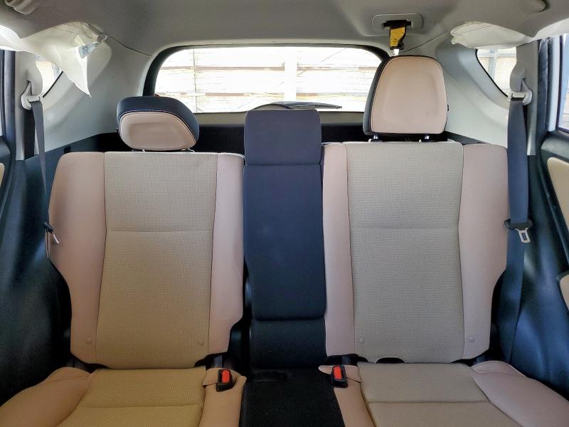 JTMWFREV5GD086880 - 2016 TOYOTA RAV4 XLE თეთრი ფოტო 10
