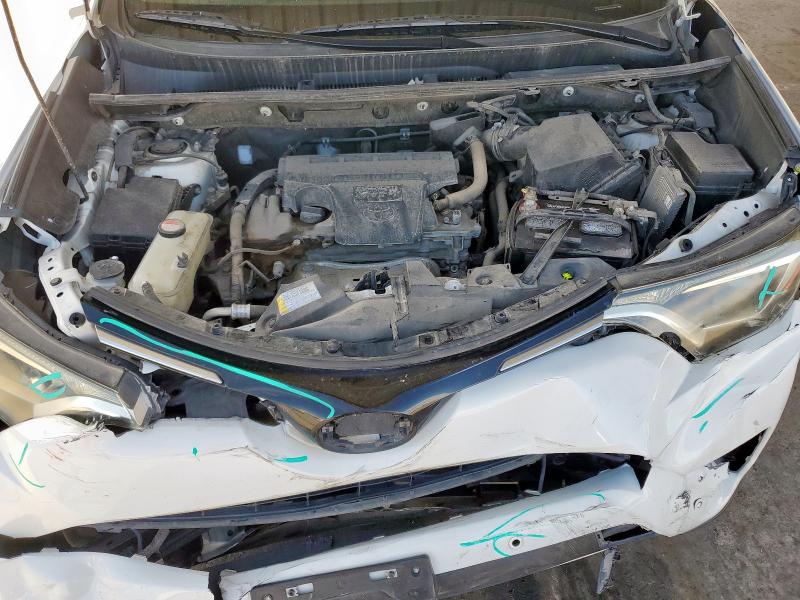 JTMWFREV5GD086880 - 2016 TOYOTA RAV4 XLE თეთრი ფოტო 12