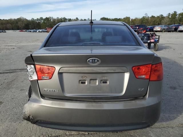 KNAFU4A25A5850259 - 2010 KIA FORTE EX GRAY photo 6