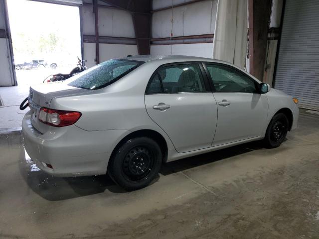 2T1BU4EE7DC102674 - 2013 TOYOTA COROLLA BASE Серебристый фото 3