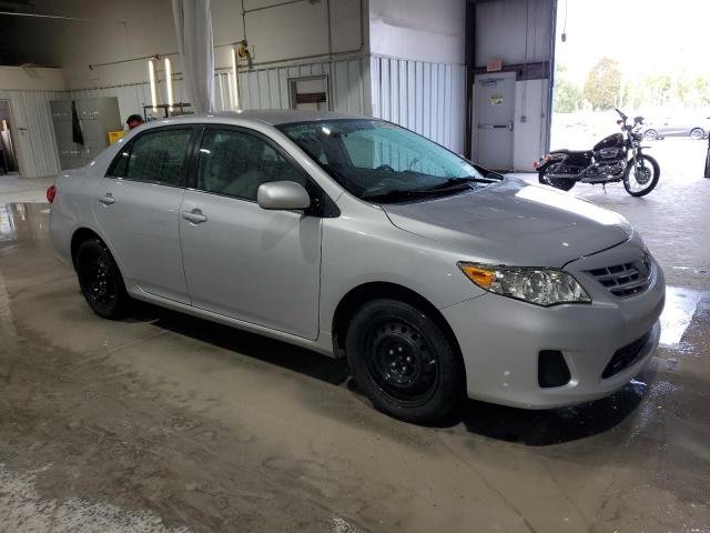 2T1BU4EE7DC102674 - 2013 TOYOTA COROLLA BASE Серебристый фото 4