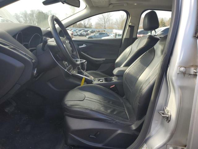 1FAHP3M2XCL200825 - 2012 FORD FOCUS SEL GRAY photo 7