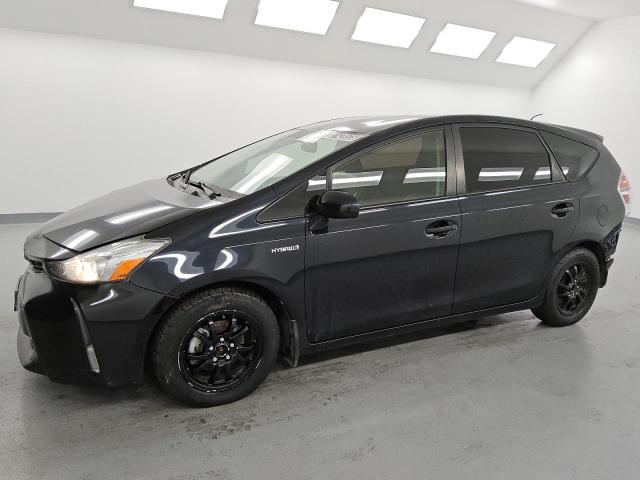 2017 TOYOTA PRIUS V, 
