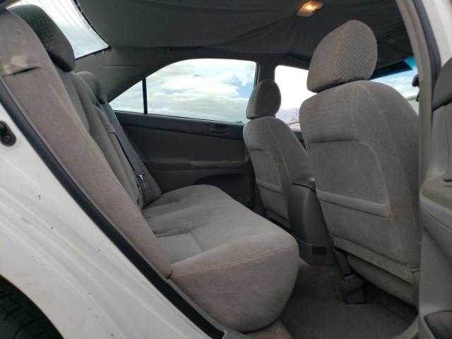 4T1BE32K92U111356 - 2002 TOYOTA CAMRY LE თეთრი ფოტო 10