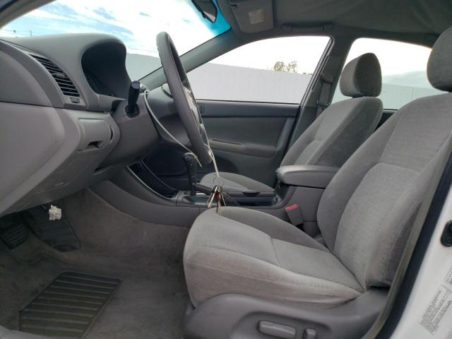 4T1BE32K92U111356 - 2002 TOYOTA CAMRY LE თეთრი ფოტო 7