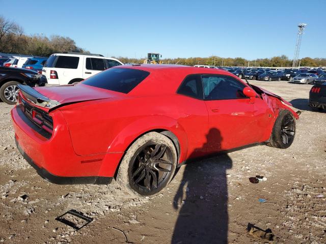 2C3CDZFJ3KH694658 - 2019 DODGE CHALLENGER R/T SCAT PACK RED photo 3