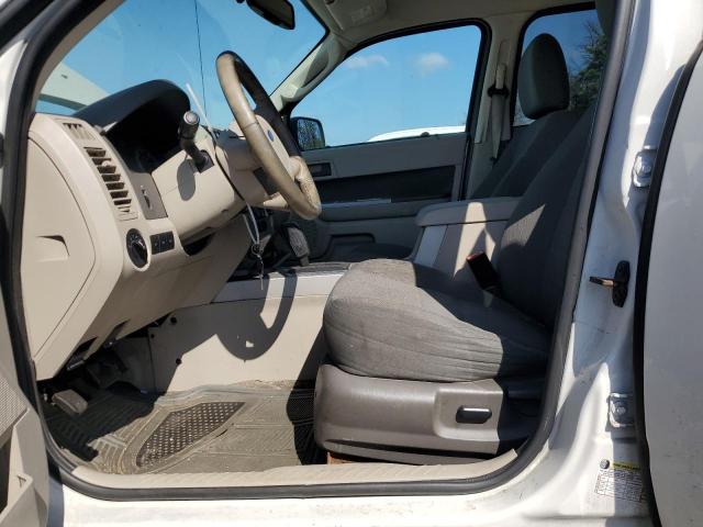 1FMCU93759KC65444 - 2009 FORD ESCAPE XLT WHITE photo 7