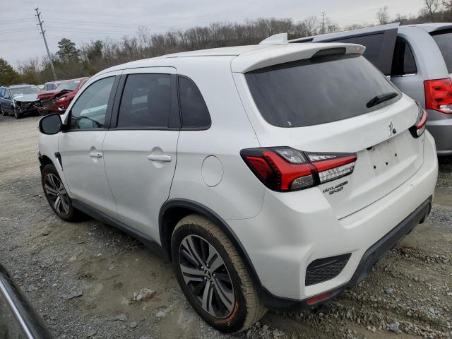 JA4APVAU6MU026755 - 2021 MITSUBISHI OUTLANDER SE WHITE photo 2