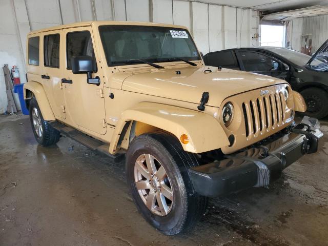 1C4BJWEG9DL620915 - 2013 JEEP WRANGLER U SAHARA أسمر صورة 4
