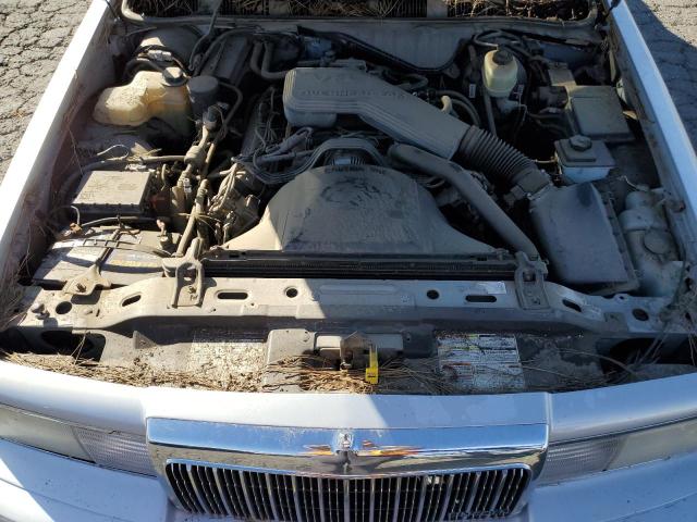 1LNLM81W0RY759647 - 1994 LINCOLN TOWN CAR EXECUTIVE Silber Foto 11