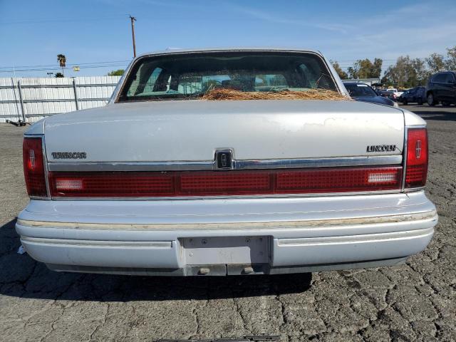 1LNLM81W0RY759647 - 1994 LINCOLN TOWN CAR EXECUTIVE Silber Foto 6