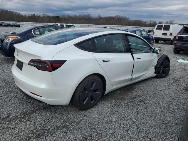 5YJ3E1EA4PF427747 - 2023 TESLA MODEL 3 WHITE photo 3