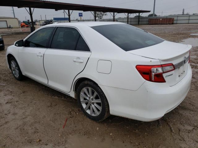 4T4BF1FK9CR252950 - 2012 TOYOTA CAMRY BASE WHITE photo 2