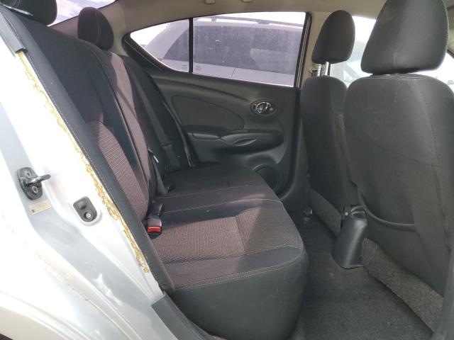 3N1CN7AP6FL853830 - 2015 NISSAN VERSA S ვერცხლისფერი ფოტო 10