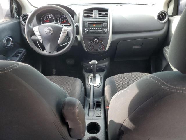3N1CN7AP6FL853830 - 2015 NISSAN VERSA S ვერცხლისფერი ფოტო 8