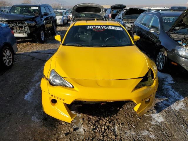 JF1ZNAA17F8706260 - 2015 TOYOTA SCION FR-S YELLOW photo 5