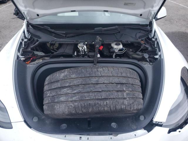 7SAYGDEE4PF624392 - 2023 TESLA MODEL Y Beyaz fotoğraf 12