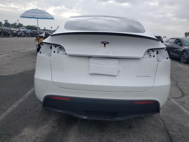 7SAYGDEE4PF624392 - 2023 TESLA MODEL Y Beyaz fotoğraf 6