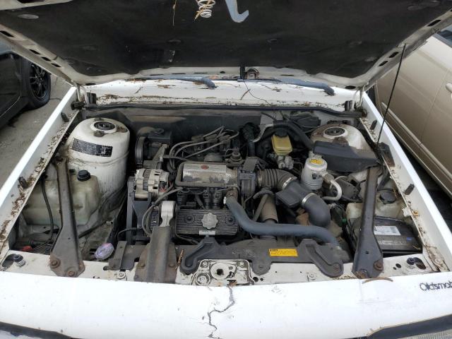 2G3AJ5131J2339776 - 1988 OLDSMOBILE CUTLASS CI WHITE photo 11