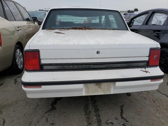 2G3AJ5131J2339776 - 1988 OLDSMOBILE CUTLASS CI WHITE photo 6