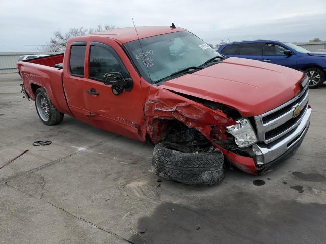 1GCRCREA3BZ453984 - 2011 CHEVROLET SILVERADO C1500  LS RED photo 4