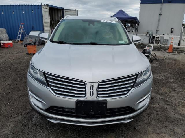 5LMCJ2D91JUL03550 - 2018 LINCOLN MKC SELECT فضي صورة 5