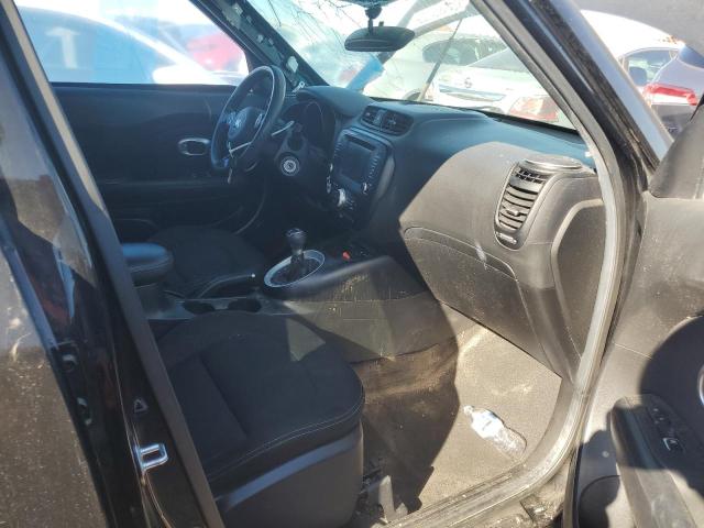 KNDJP3A58J7891062 - 2018 KIA SOUL + 黑色 照片 7