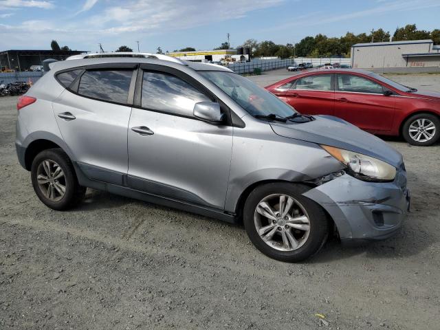 KM8JU3AC1BU197397 - 2011 HYUNDAI TUCSON GLS SILVER photo 4