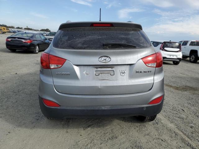 KM8JU3AC1BU197397 - 2011 HYUNDAI TUCSON GLS SILVER photo 6