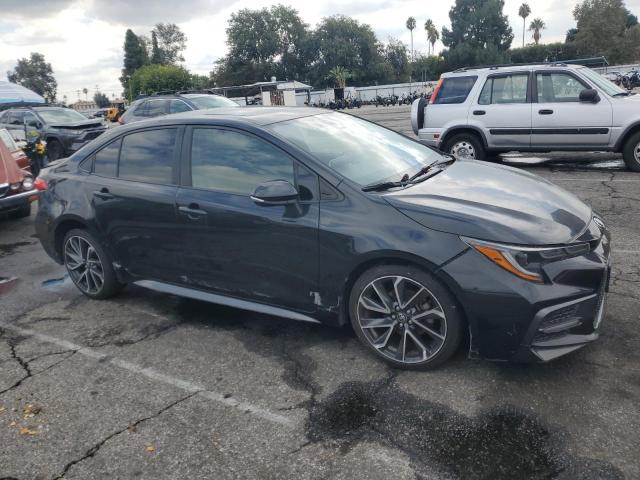 JTDM4RCE7LJ047266 - 2020 TOYOTA COROLLA SE შავი ფოტო 4