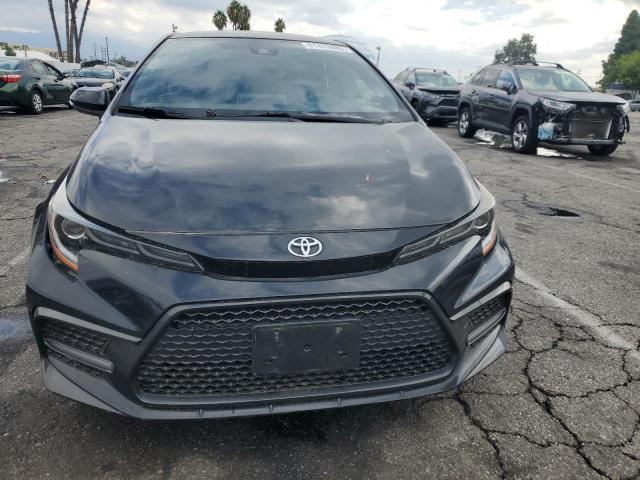 JTDM4RCE7LJ047266 - 2020 TOYOTA COROLLA SE შავი ფოტო 5