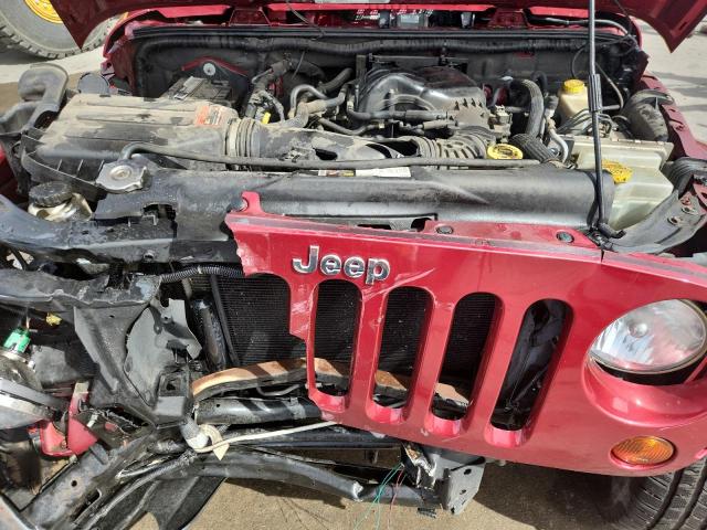 1C4HJWEG7CL237208 - 2012 JEEP WRANGLER U SAHARA BURGUNDY photo 12
