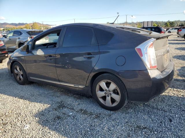 JTDKN3DU1D1669936 - 2013 TOYOTA PRIUS GRAY photo 2