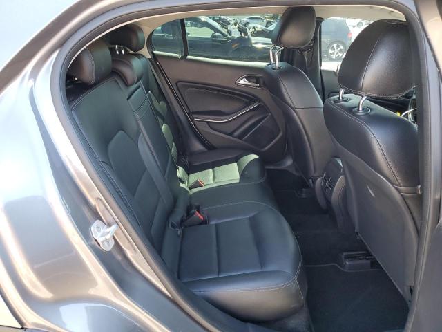 WDCTG4EB8FJ171800 - 2015 MERCEDES-BENZ GLA 250 Gris photo 11