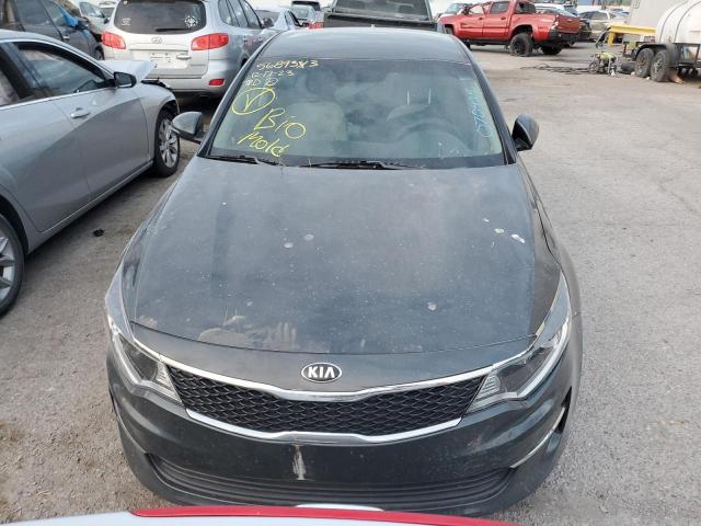 KNAGT4L3XG5070425 - 2016 KIA OPTIMA LX CHARCOAL photo 5