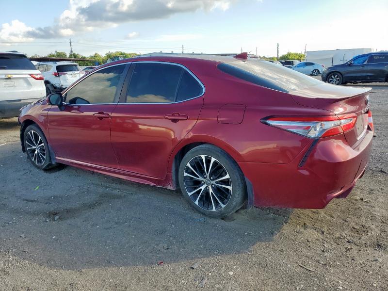 4T1B11HK7JU569628 - 2018 TOYOTA CAMRY L Rot Foto 2