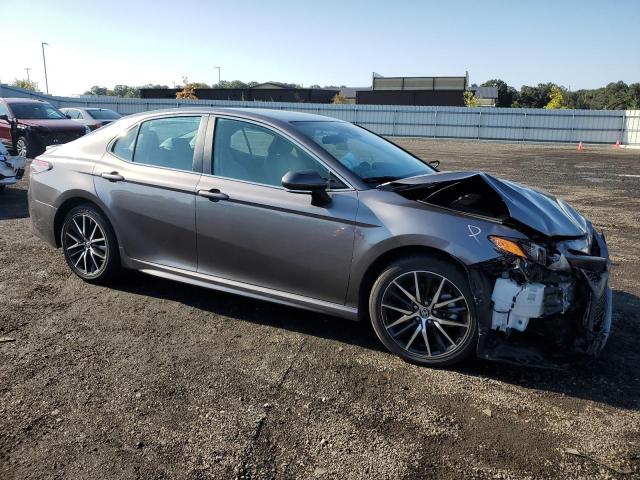 4T1G11AK1PU186213 - 2023 TOYOTA CAMRY SE NIGHT SHADE GRAY photo 4