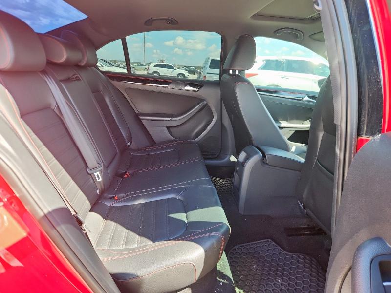 3VW4S7AJ8GM334650 - 2016 VOLKSWAGEN JETTA GLI Czerwony zdjęcie 10