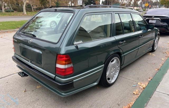 WDBEA92E7PF259851 - 1993 MERCEDES-BENZ 300 TE GREEN photo 4