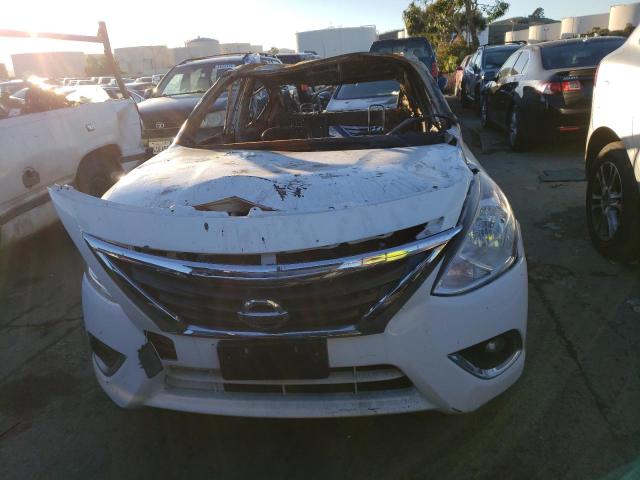 3N1CN7AP9KL818175 - 2019 NISSAN VERSA S BURN photo 5